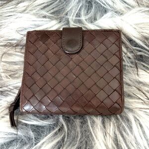 Authentic Bottega Veneta brown leather wallet